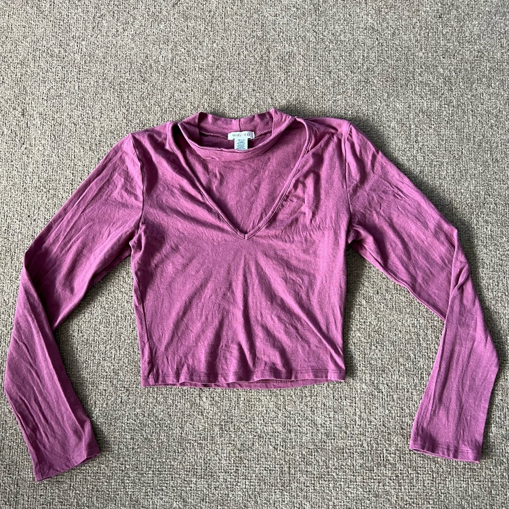 The cutest cropped long sleeve. Size M